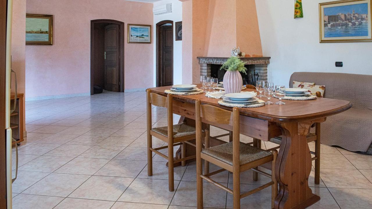 Villa Cabirol Fertilia Extérieur photo