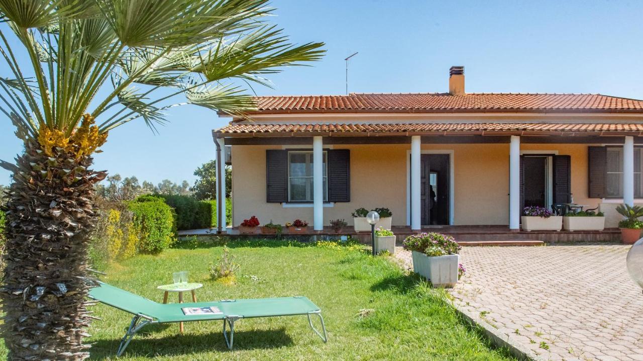 Villa Cabirol Fertilia Extérieur photo