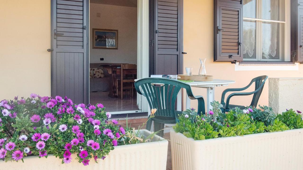 Villa Cabirol Fertilia Extérieur photo