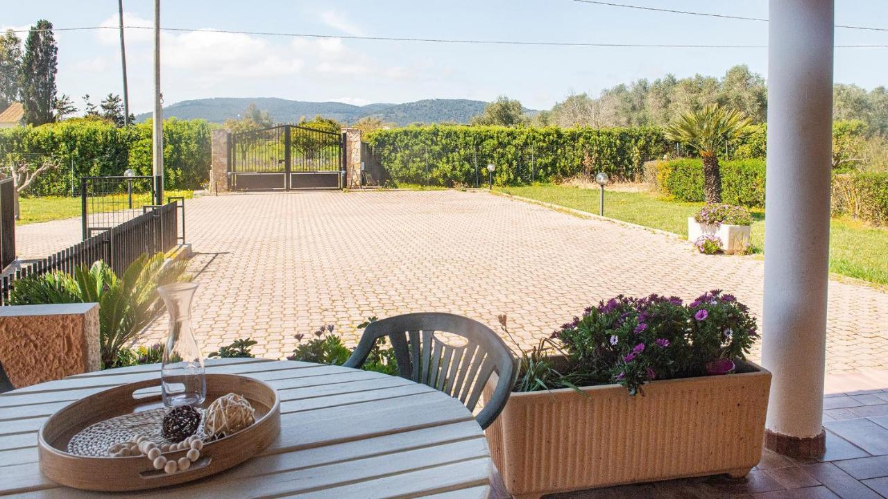 Villa Cabirol Fertilia Extérieur photo