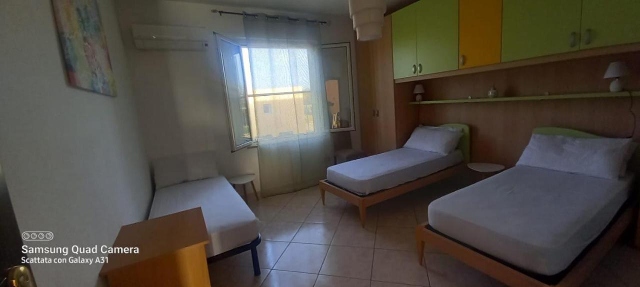 Villa Cabirol Fertilia Extérieur photo