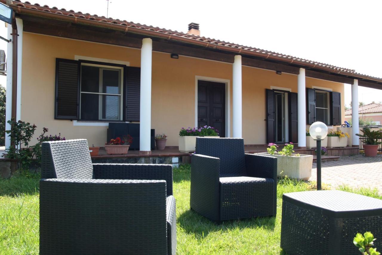 Villa Cabirol Fertilia Extérieur photo