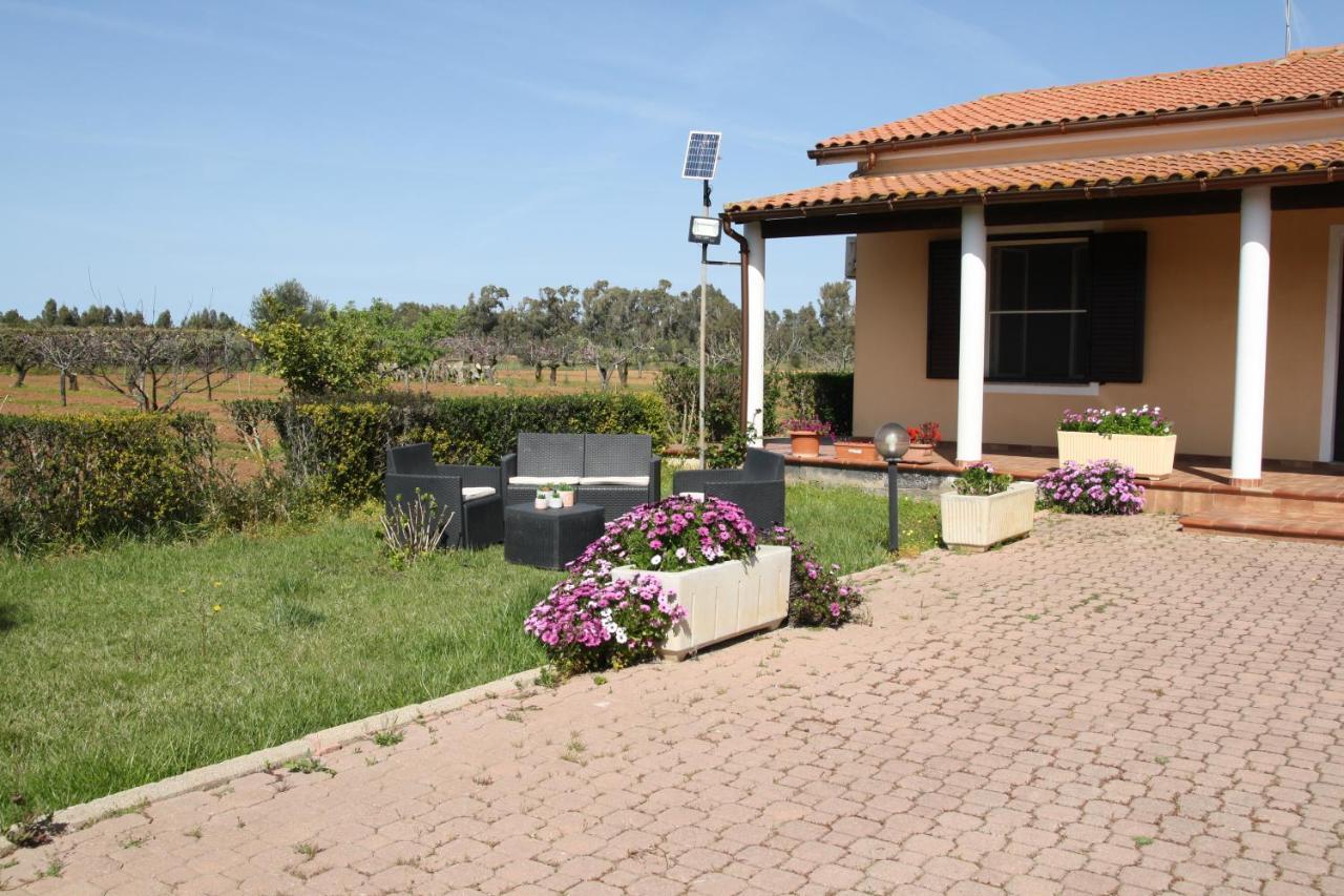 Villa Cabirol Fertilia Extérieur photo