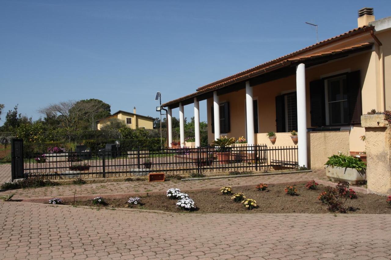 Villa Cabirol Fertilia Extérieur photo