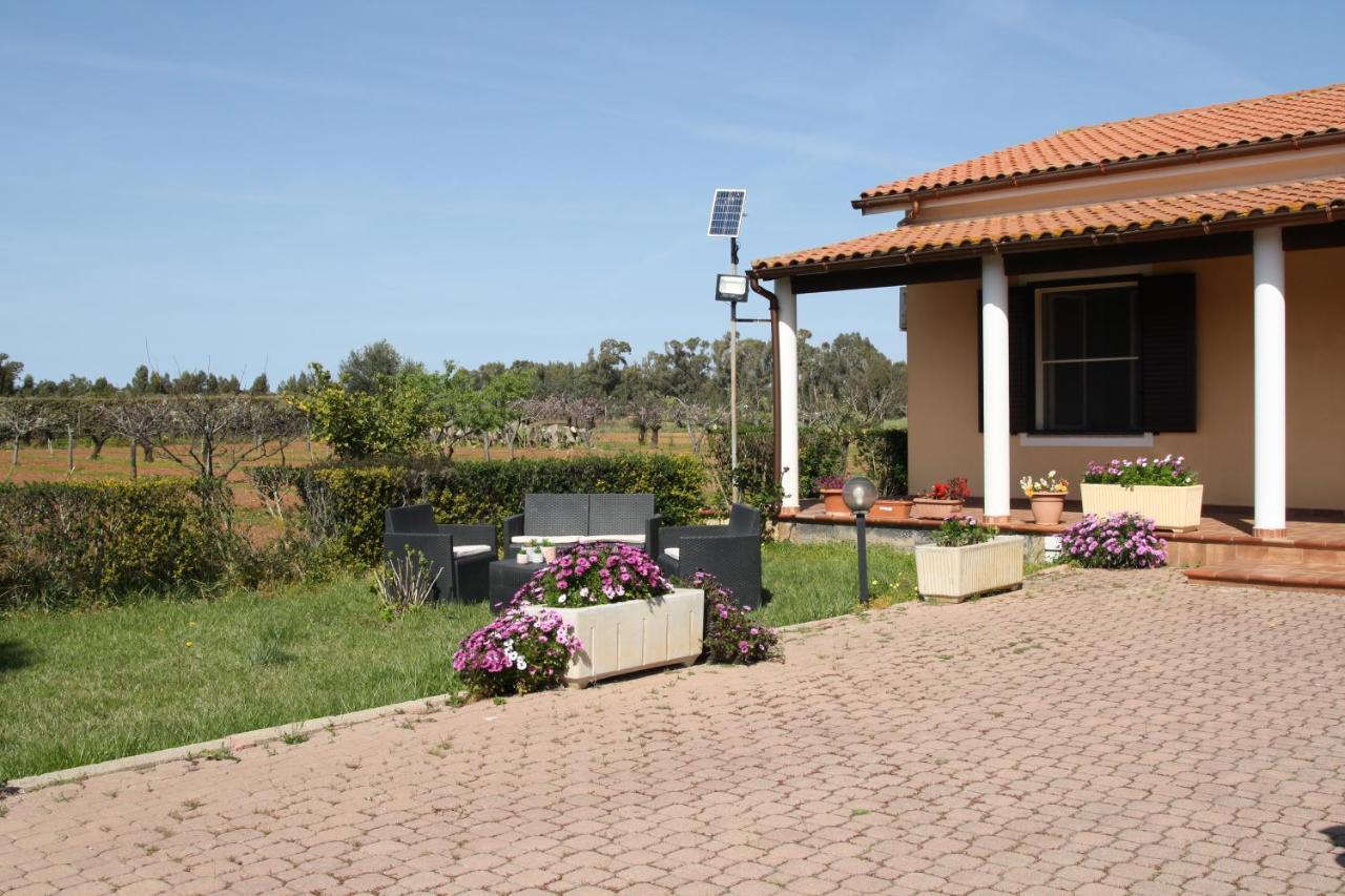 Villa Cabirol Fertilia Extérieur photo