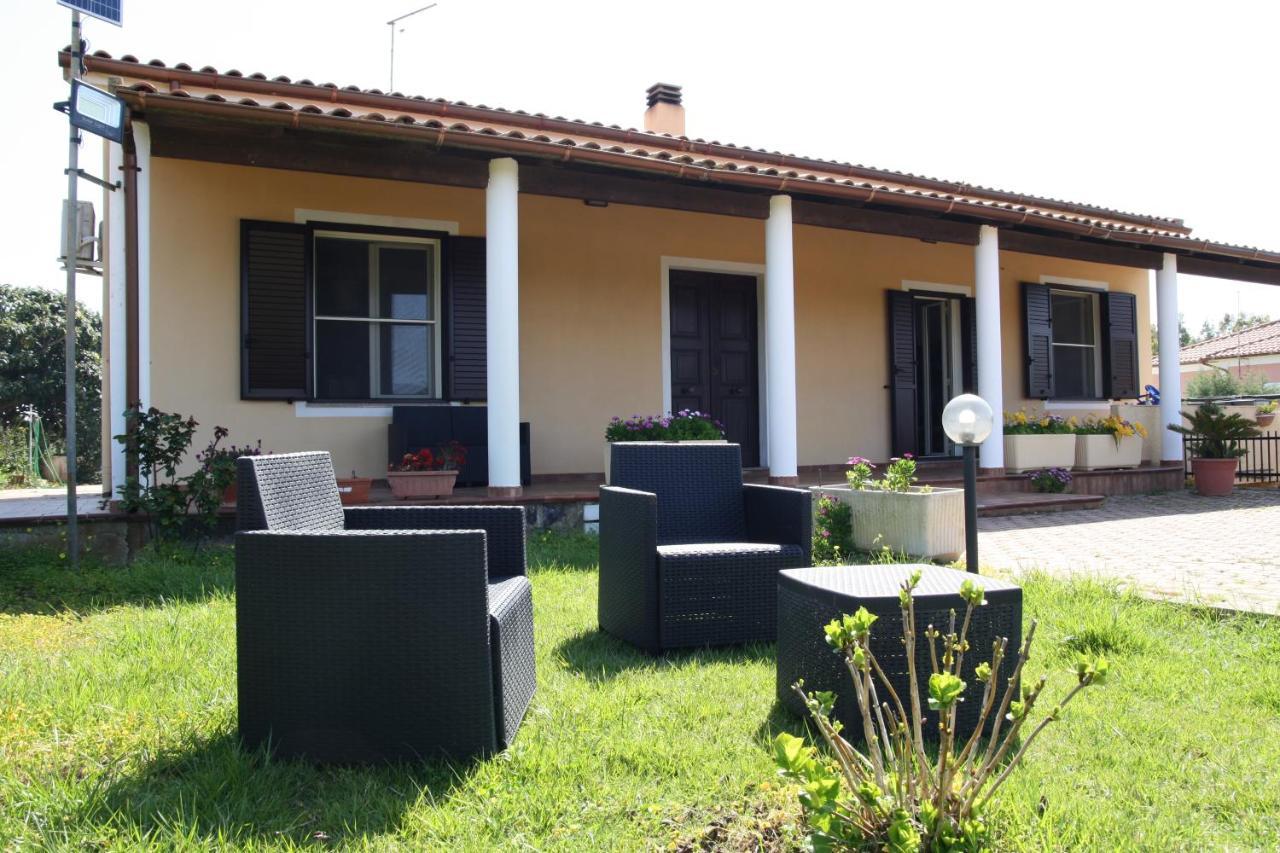 Villa Cabirol Fertilia Extérieur photo