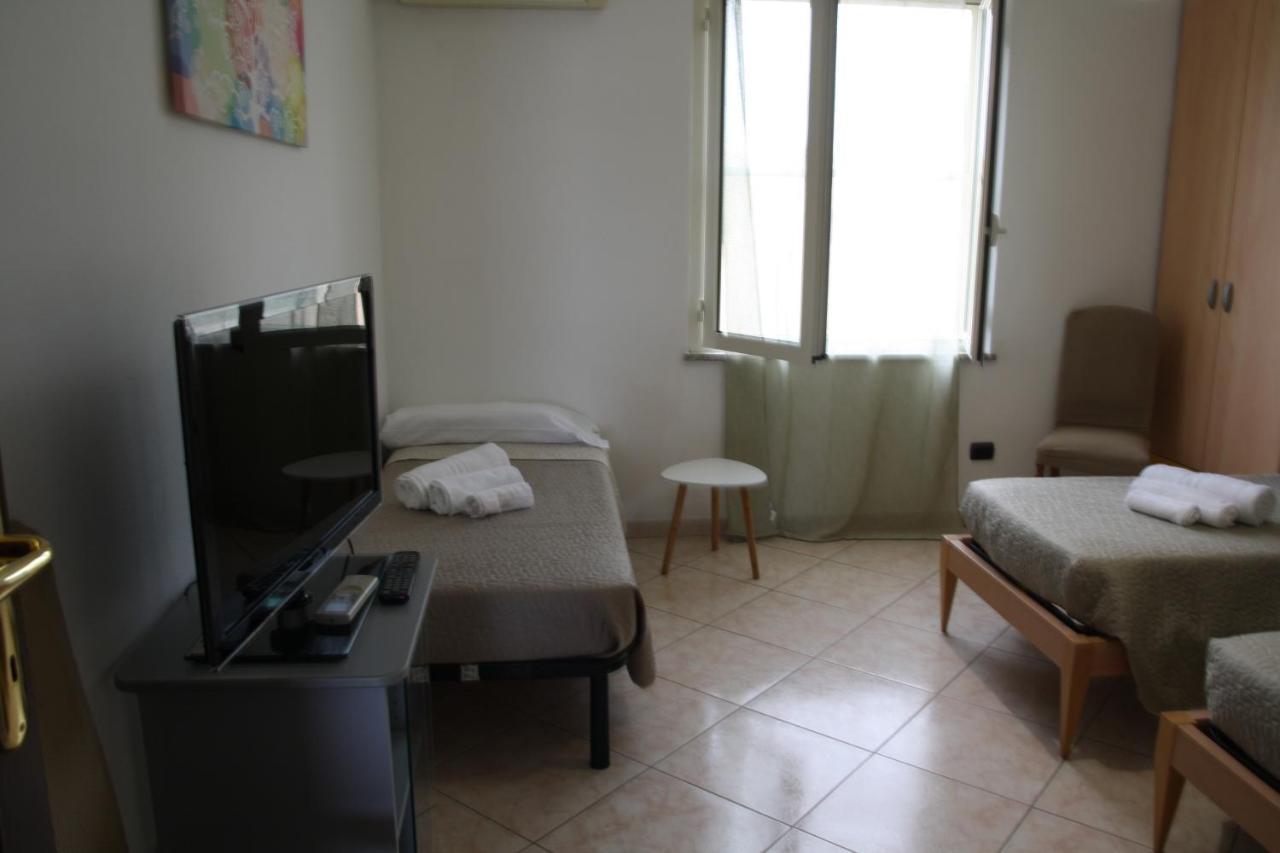 Villa Cabirol Fertilia Extérieur photo