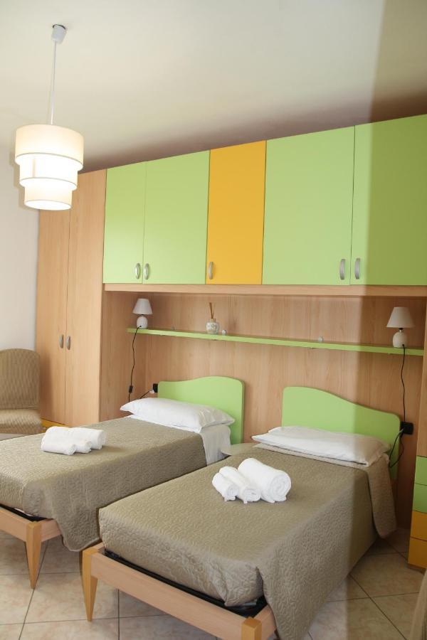 Villa Cabirol Fertilia Extérieur photo