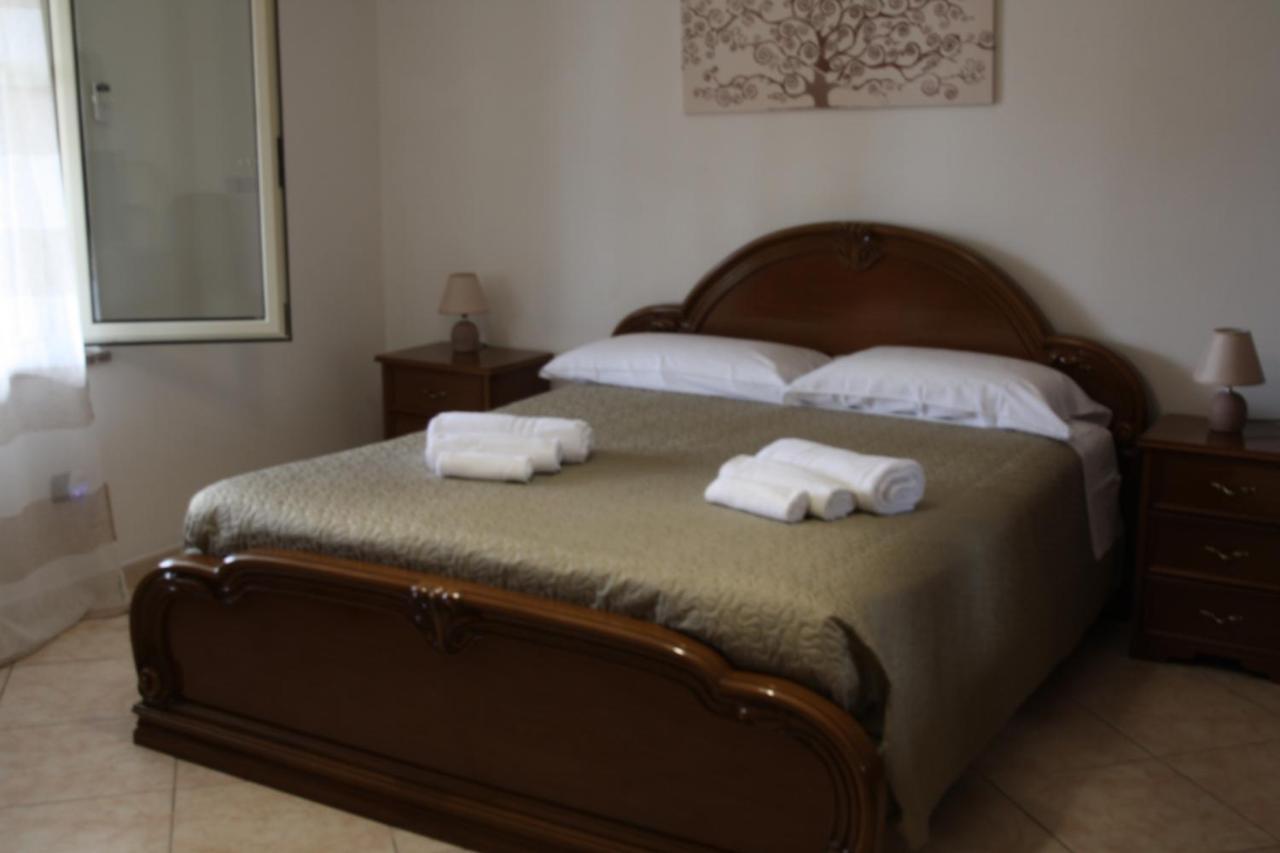 Villa Cabirol Fertilia Extérieur photo